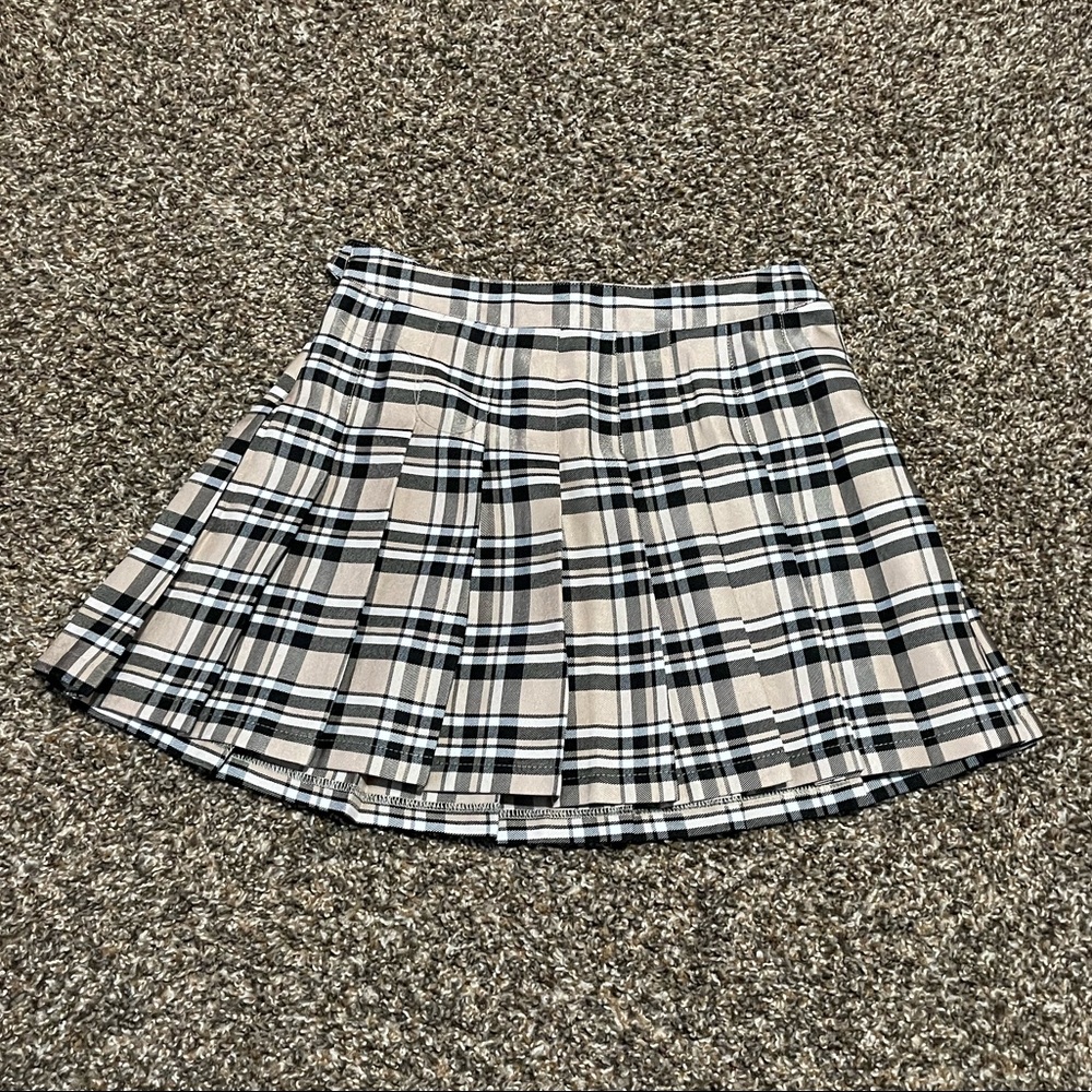khaki plaid pleated skirt
